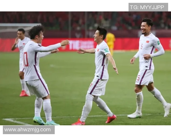 滑板与足球结合的明星球员全名及其成就介绍